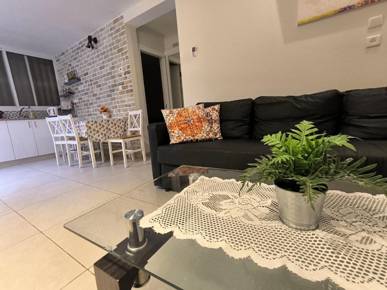 The-Home-Away-From-Home Eilat Ngoại thất bức ảnh
